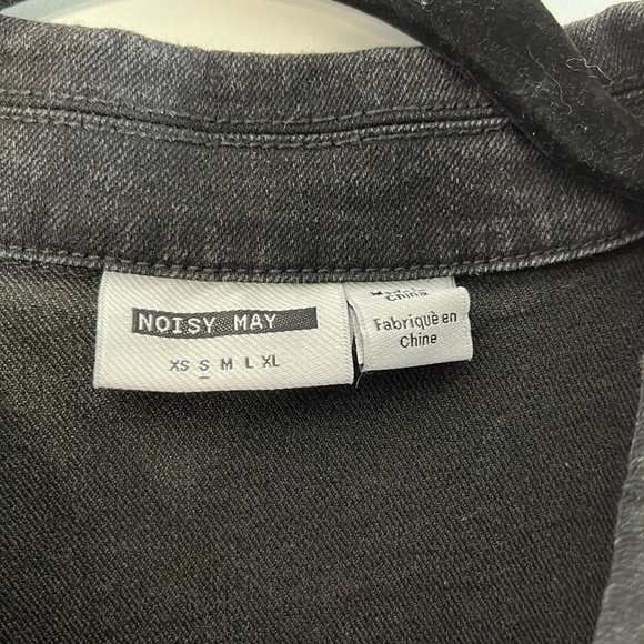 Noisy May Zipped Denim Dress - Picture 4 of 5